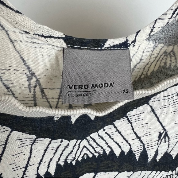 Vero Moda loose t-shirt dress - Picture 10 of 11